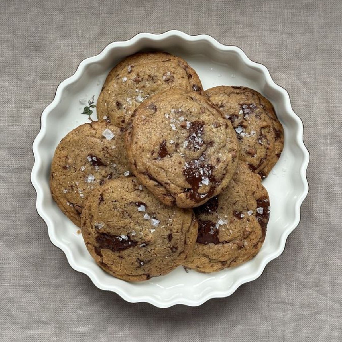 Chocolate chip cookie